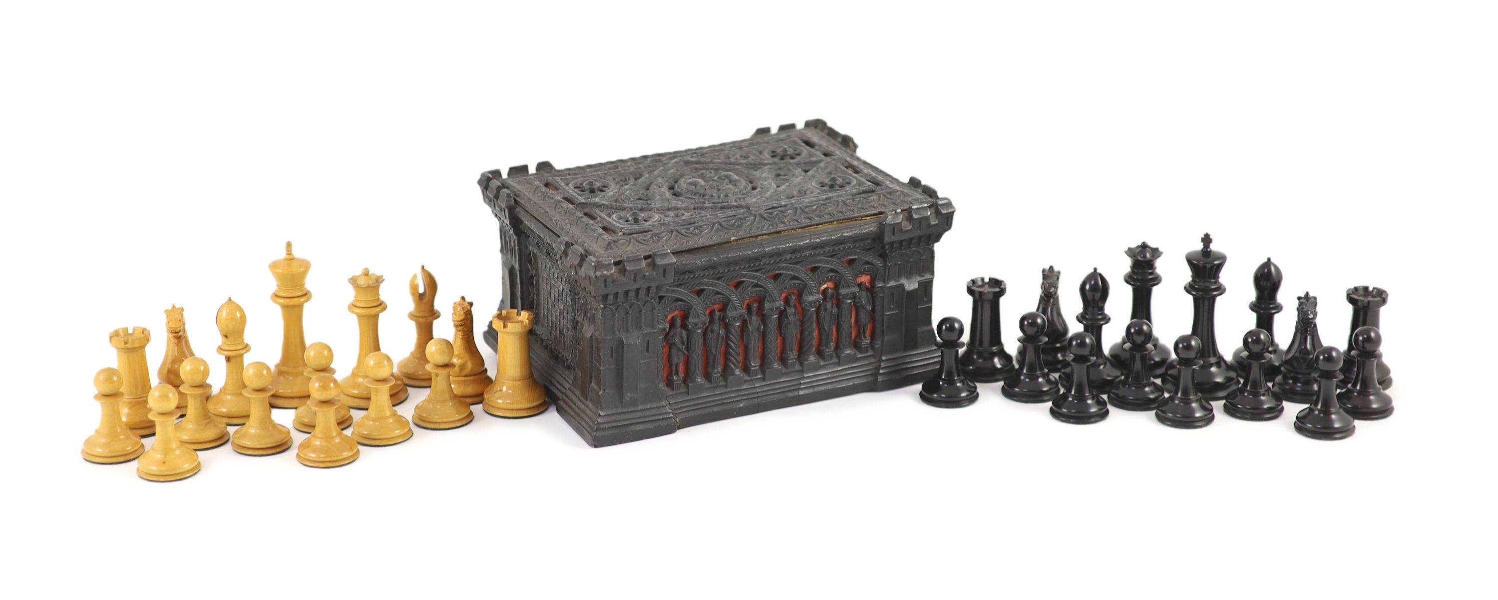 A Jaques of London 3 1/2 inch Staunton pattern turned wood chess set kings 8.75cm casket 21 x 15cm